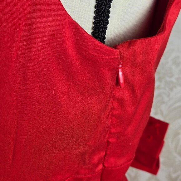 Betsey Johnson Size 12 Red Fit & Flare Party Dress Low Back w/ Bow Sleeveless - Picture 7 of 16